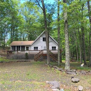 3144 Eagle Ln, Bushkill, PA, 18324