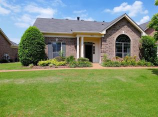 9216 Sawyer Brown Rd, Nashville, TN 37221