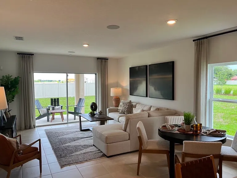 2571 Driftwood St — Photo 15