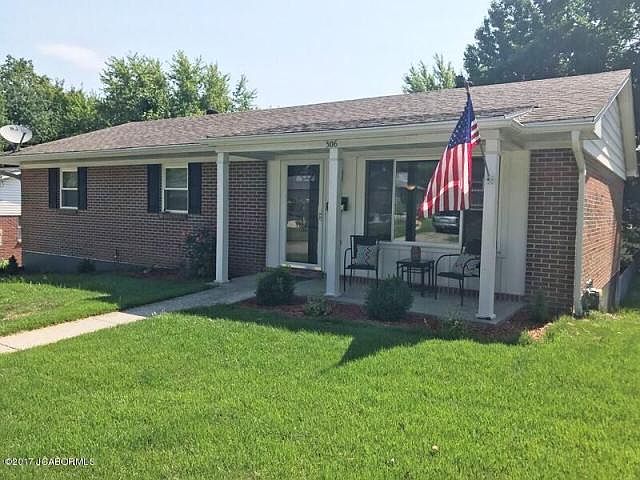 1st image of 306 Belair Dr
