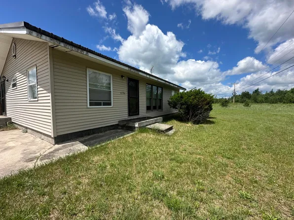 4974 Meridian Line Rd, Johannesburg, MI 49751