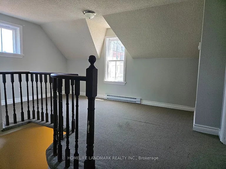 22 Centre St #2 — Photo 6