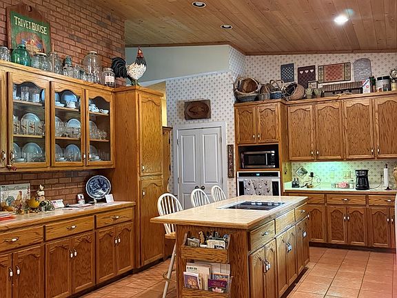 2nd image of 4559 County Road 349