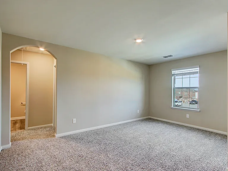 3217 Bowen St — Photo 16