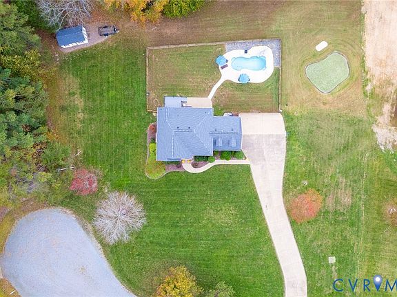 3rd image of 8451 Wendellshire Way