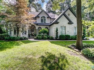 411 Grenelefe Ct, Holland, OH 43528