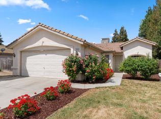7307 N Lola Ave, Fresno, CA 93722
