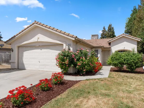 7307 N Lola Ave, Fresno, CA 93722