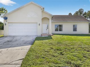 1402 Acacia Ave, Lehigh Acres, FL 33972