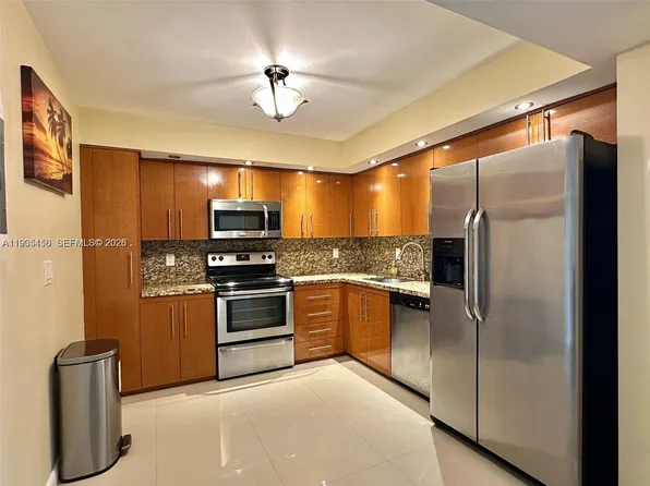 2401 S Ocean Dr, Hollywood, FL