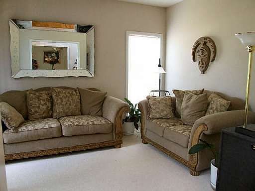 4th image of 909 Ivy Brook Ct