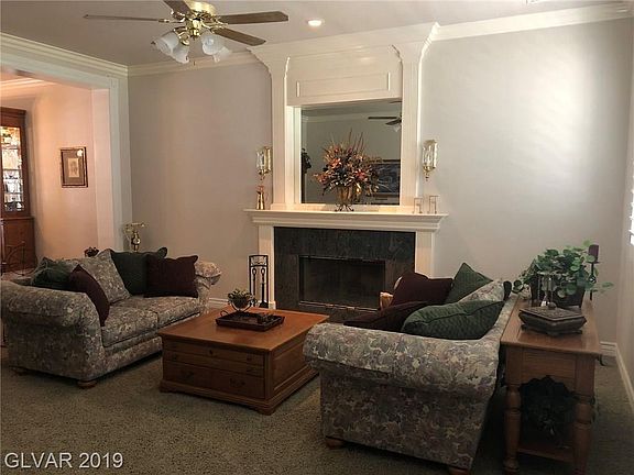 3rd image of 1070 W Cottonwood Ave