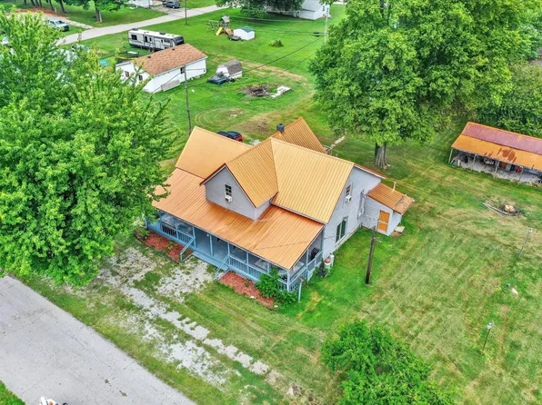 11368 S Main St, Flat Rock, IN 47234