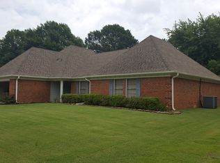 2024 Kings Cross Ln, Cordova, TN 38016