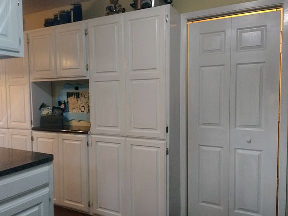 4th image of 700 Northwest Dr