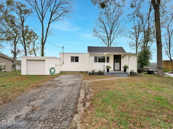 4504 River Front Dr, Louisville, KY 40216