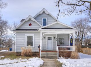 415 Lewis St, Belding, MI 48809