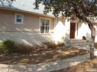 466 Forest Breeze, Lakehills, TX 78063