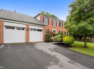 13107 Frog Hollow Ct, Herndon, VA 20171