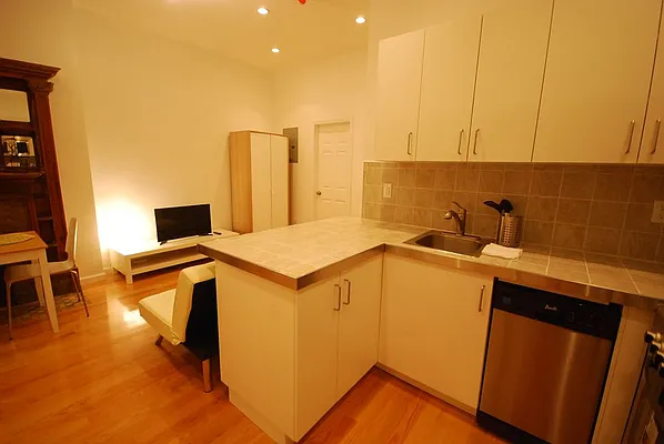 Rented by GPS Realty NYC | media 39