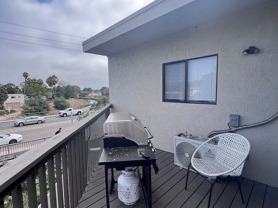 1st image of 4615 Pico St APT 16