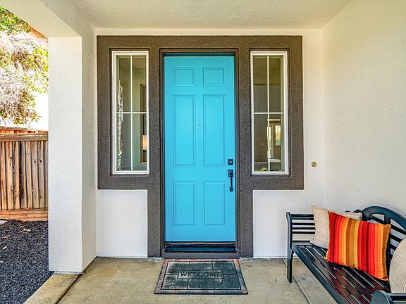4th image of 30 Pelleria Drive
