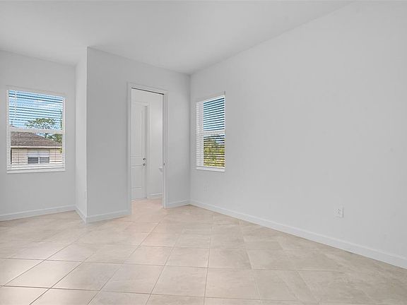4th image of 8170 Dressel St