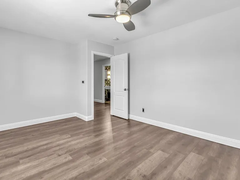 296 Doe Run Cir — Photo 183