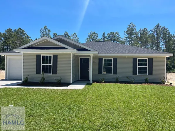 93 Twin Parks Dr, Jesup, GA 31545