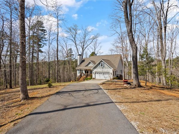 110 Bluebird Ln, Salem, SC 29676