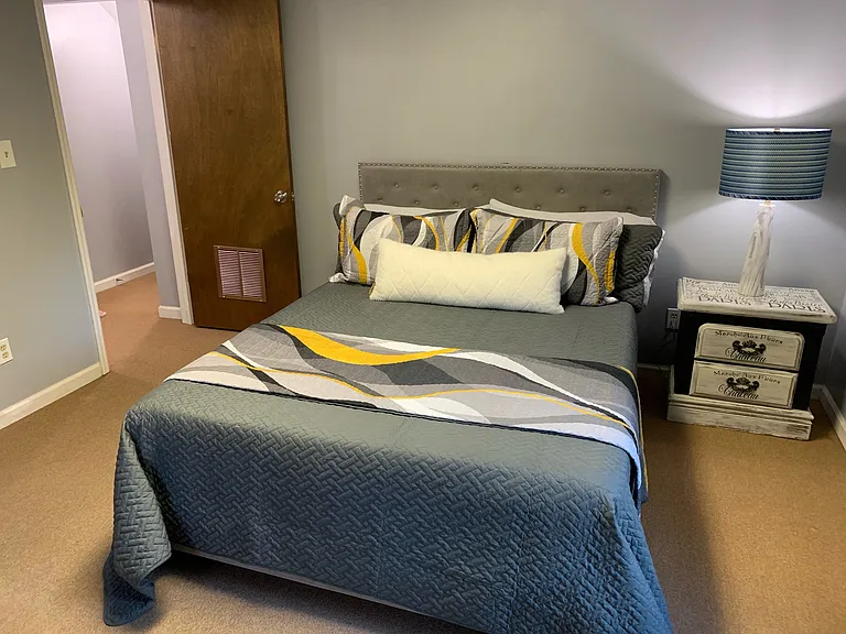 125 Devonshire Dr — Photo 11