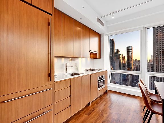 3rd image of 400 5th Ave APT 38H