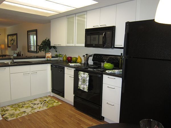 1st image of 1629 University Woods Pl