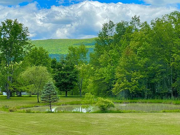 2nd image of 71 Saddleback Ridge Road
