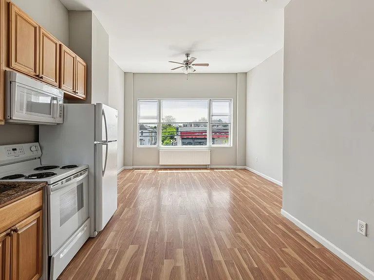 7331 W Chester Pike #A — Photo 19