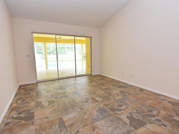 3rd image of 1890 SW Autumnwood Way