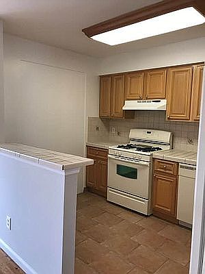 4th image of 64-17 65th Ln Floor 2