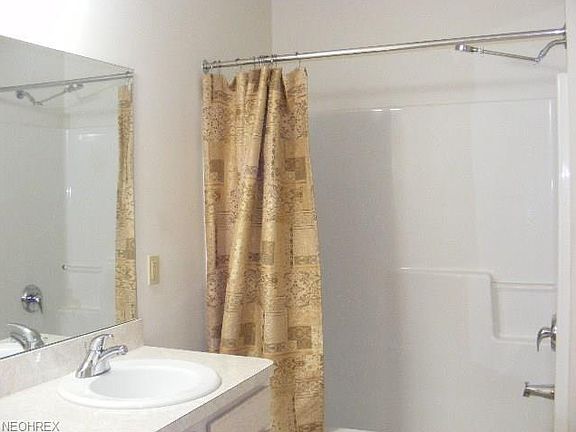 5th image of 12708 Longmead Ave