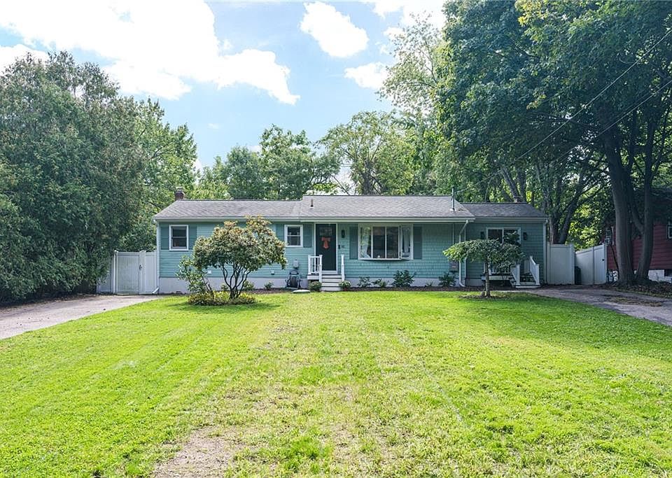 1st image of 142 Cady Ave