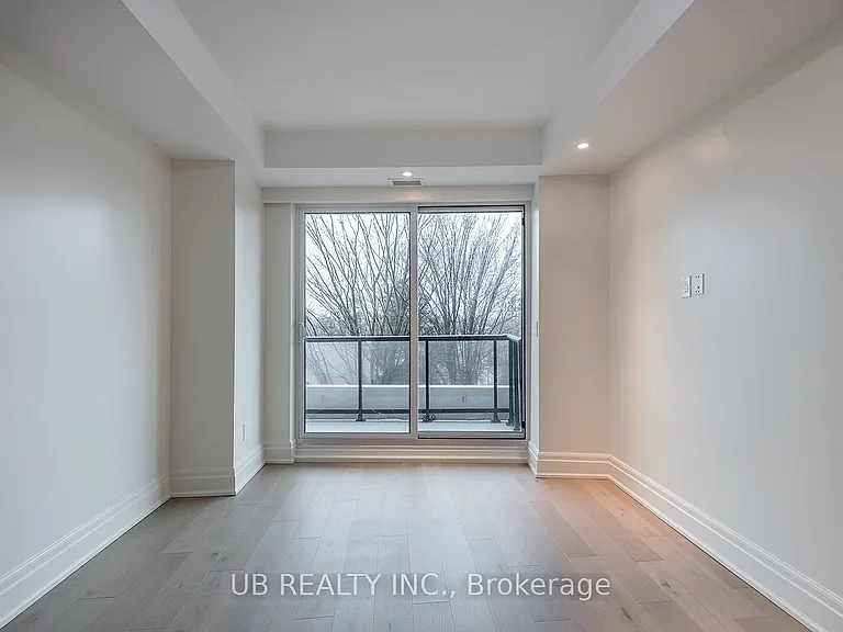 1451 Wellington St W #311 — Photo 14