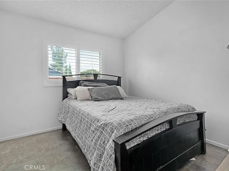 15957 Randall Ave — Photo 18