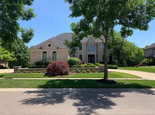 26146 Mandalay Cir, Novi, MI 48374