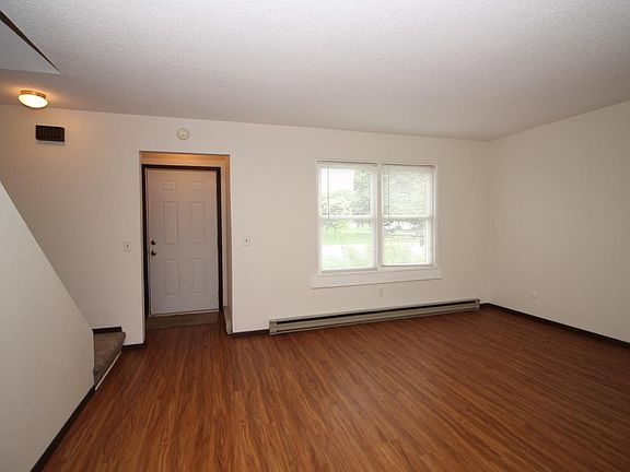 5th image of 9724 Bishopswood Ln