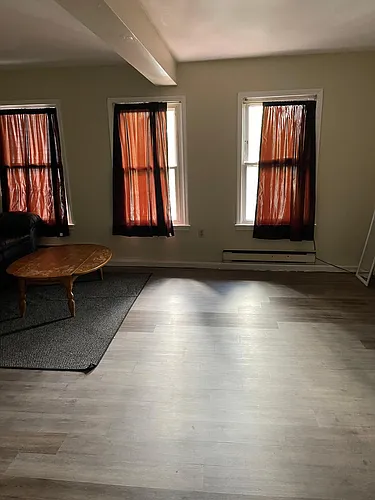11 Market St #C Photo 1