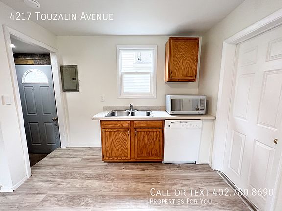 5th image of 4217 Touzalin Ave