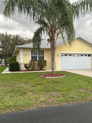 19933 Lake Vista Cir, Lehigh Acres, FL 33936