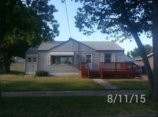 804 E 7th St, Armour, SD 57313