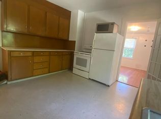 35 Orange St #2W, Woburn, MA 01801
