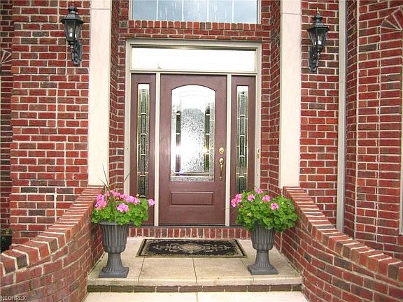5th image of 3153 Chatham Ct