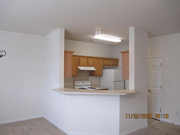 4th image of 5658 Dartington Dr